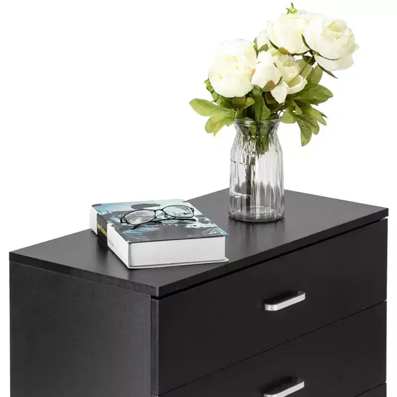 Commode noire à 3 tiroirs en panneaux de particules, 25,98 po de largeur