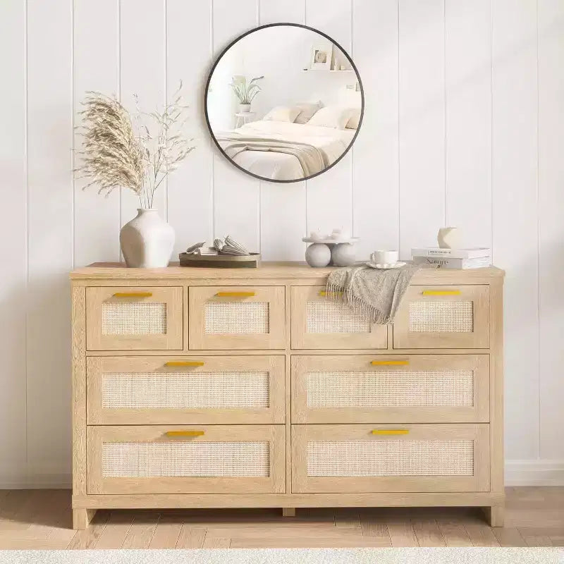 Commode 8 tiroirs en rotin, meuble de rangement bohème moderne avec façades tressées et organiseurs de rangement pour chambre, couloir, salon - Naturel