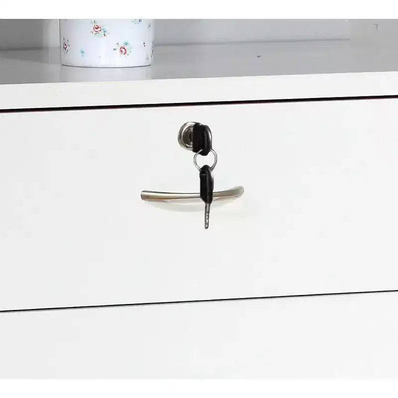 Commode de chambre haute et étroite, minimaliste et moderne, à 5 tiroirs avec poignées métalliques et tiroir supérieur verrouillable, pour chambre à coucher ou entrée