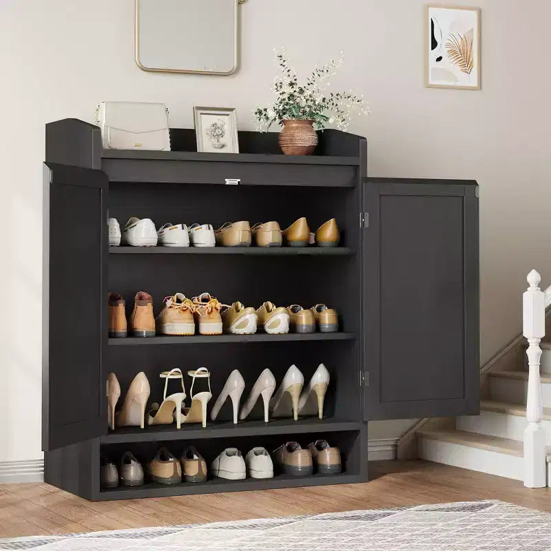 Meuble à chaussures 5 niveaux en rotin avec 2 portes et étagères réglables pour entrée, couloir ou salon – Naturel