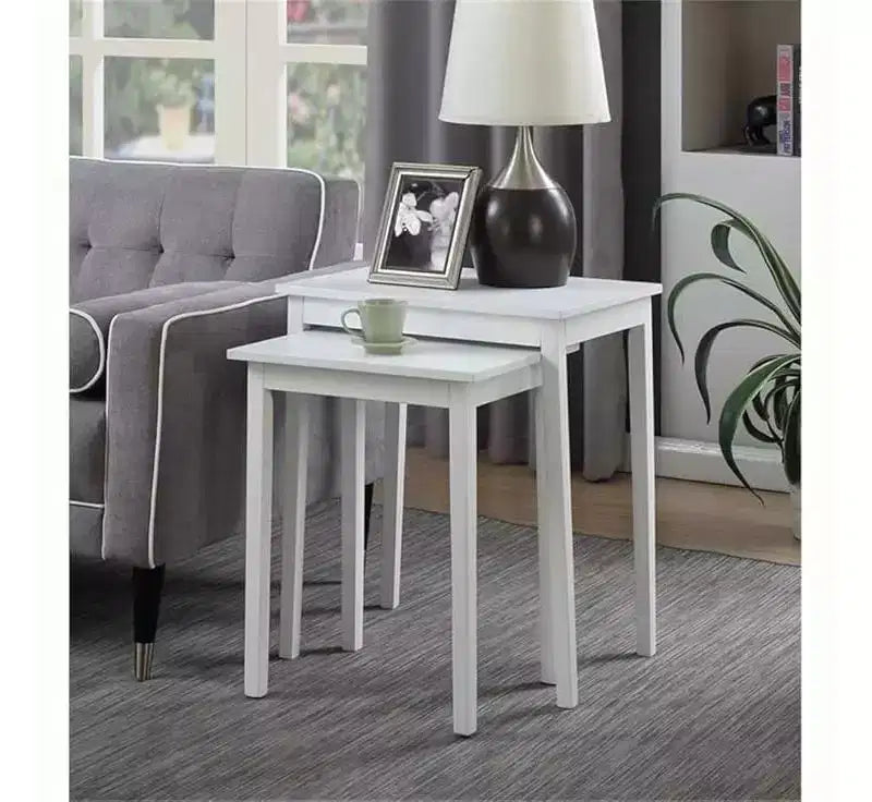 Table d'appoint à trois niveaux Belmont avec tiroir de rangement dissimulé, étagères ouvertes et poignée en nickel, parfaite pour organiser les accessoires